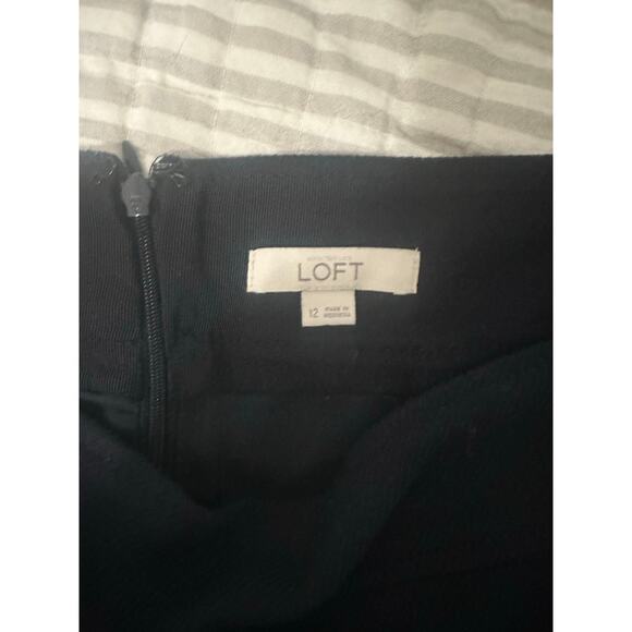 Loft women’s navy skirt - Picture 3 of 3